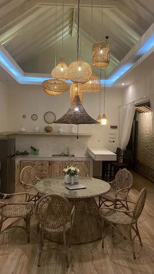 Villa Deluna Jimbaran  Apartment