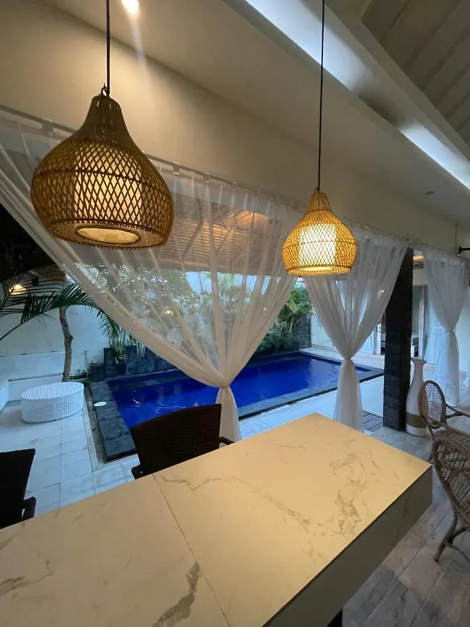 Villa Deluna Jimbaran  Indonesia