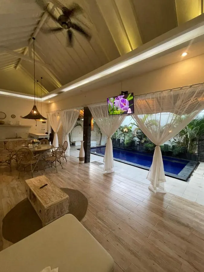 Villa Deluna Jimbaran  Indonesia